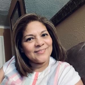 Meet your Posher, Ana